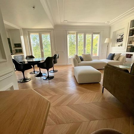 Apparemment Niche Dans Les Arbres Apartman Narbonne Kültér fotó