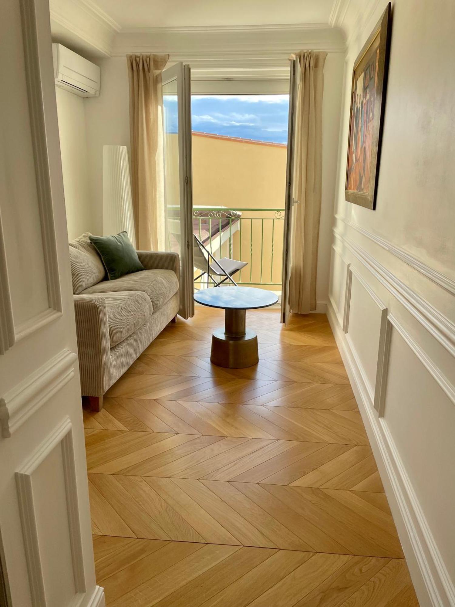 Apparemment Niche Dans Les Arbres Apartman Narbonne Kültér fotó