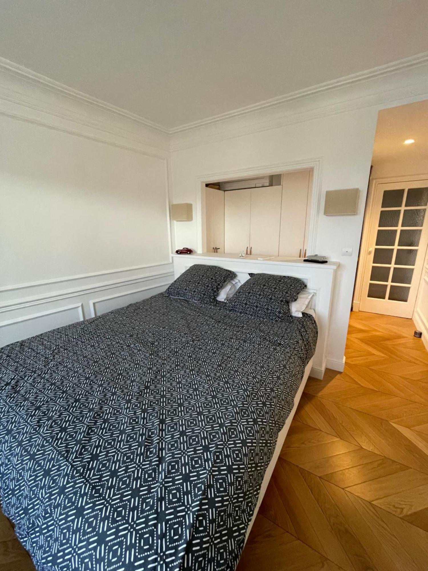 Apparemment Niche Dans Les Arbres Apartman Narbonne Kültér fotó
